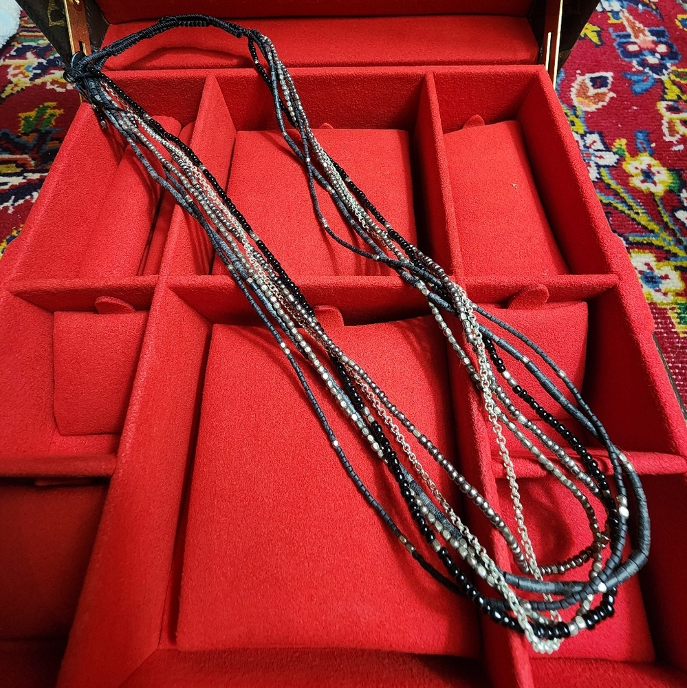 Elegant Black and Silver Beaded Necklace